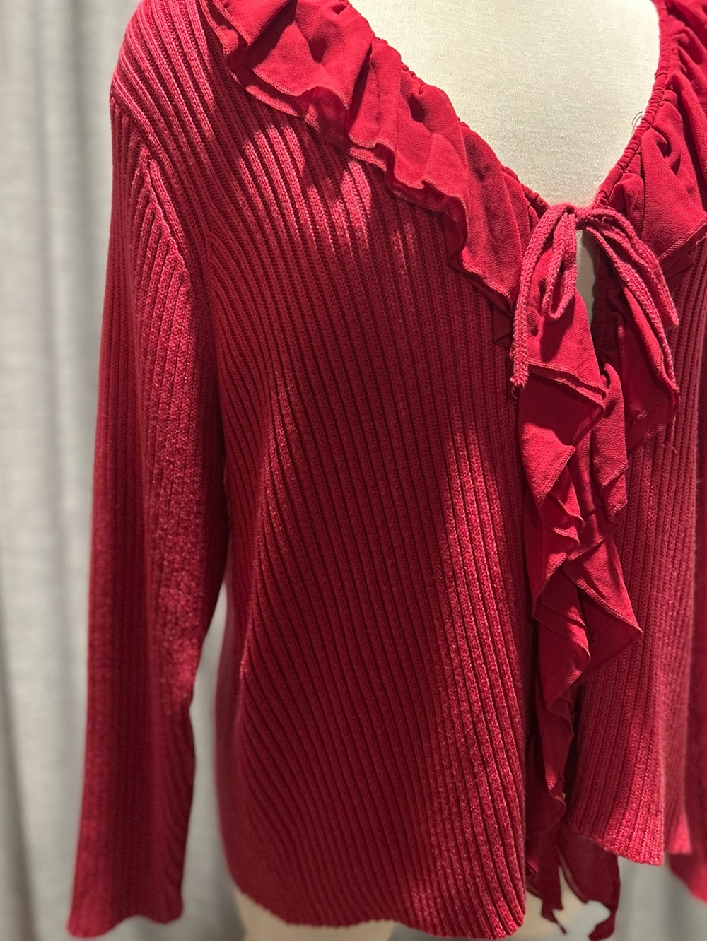 Jessica Simpson Red Ruffle-Front Ribbed Knit Top - Picture 4 of 8